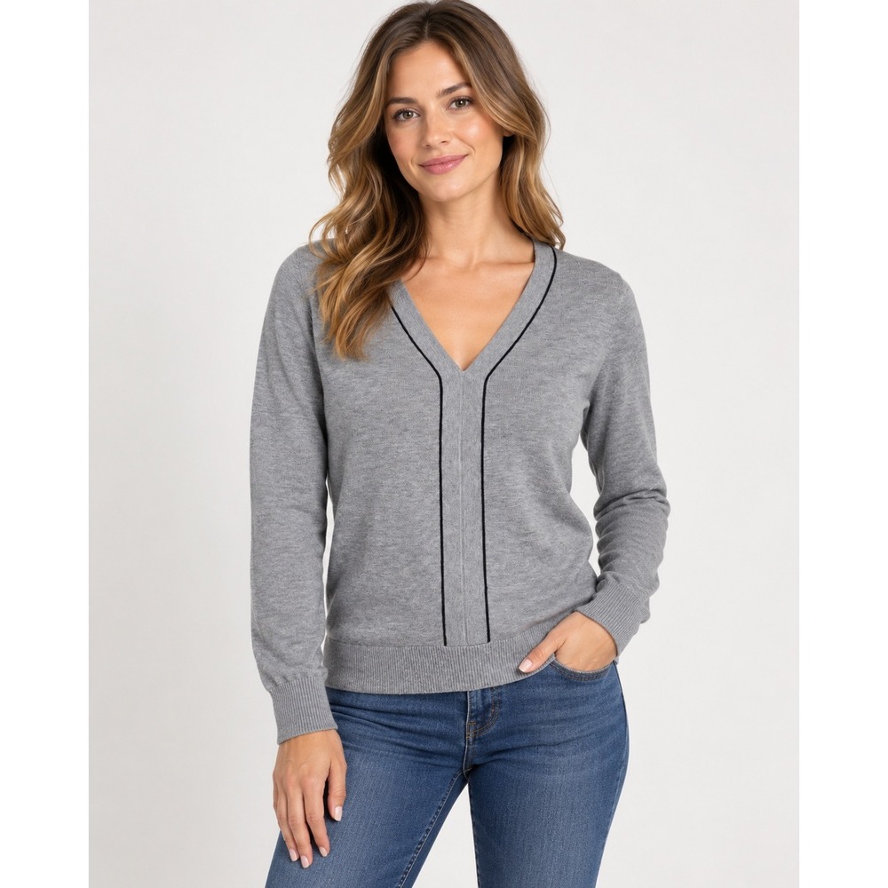 Yest The Netherlands Gray V-Neck Sweater Women's 8 M Wool Blend Contrast Trim